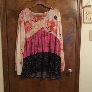 Women’s Blouse, Oddy Brand, Size 3x, multicolored, Plus Size